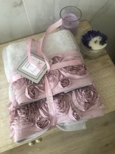 Carica l'immagine nel visualizzatore di Gallery, Set asciugamani L'Amour toujours Atelier 17