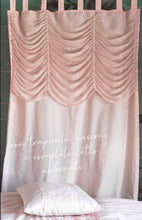Carica l'immagine nel visualizzatore di Gallery, Tenda shabby con mantovana drappeggio rosa- Marieclaire-L'Atelier17
