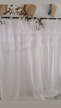 Carica l'immagine nel visualizzatore di Gallery, Tenda shabby chic con mantovana bianca “etoile” di Atelier 17 135x290