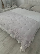 Carica l'immagine nel visualizzatore di Gallery, fondo letto trapuntato shabby fango Atelier 17