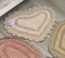 Carica l'immagine nel visualizzatore di Gallery, tappeto bagno cuore Atelier 17 55x65