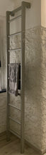 Carica l&#39;immagine nel visualizzatore di Gallery, Scaletta decorativa shabby 220 cm altezza
