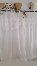 Carica l&#39;immagine nel visualizzatore di Gallery, Tenda shabby chic con mantovana bianca “etoile” di Atelier 17 135x290
