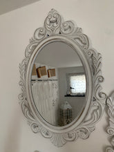 Carica l&#39;immagine nel visualizzatore di Gallery, specchio ovale shabby chic 50x70
