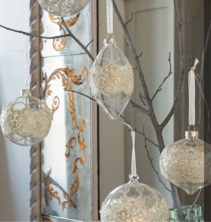 Set di tre sfere natalizie in vetro e oro Mathilde M