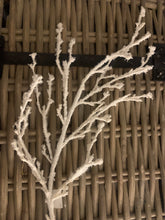 Carica l&#39;immagine nel visualizzatore di Gallery, Ramo natalizio innevato bianco 100 cm
