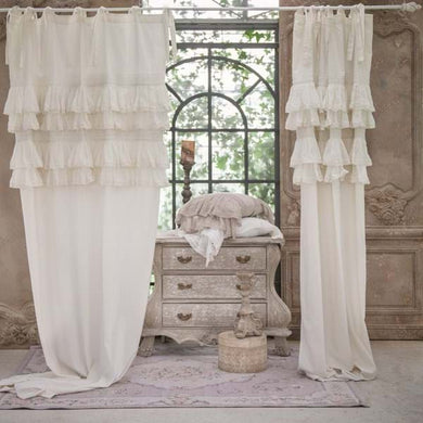 Tenda shabby chic in misto lino serie Tiepolo Blanc Mariclo. La tenda è impreziosita da voilant rifiniti da merletto crochet nella parte superiore . atezza 290 cm